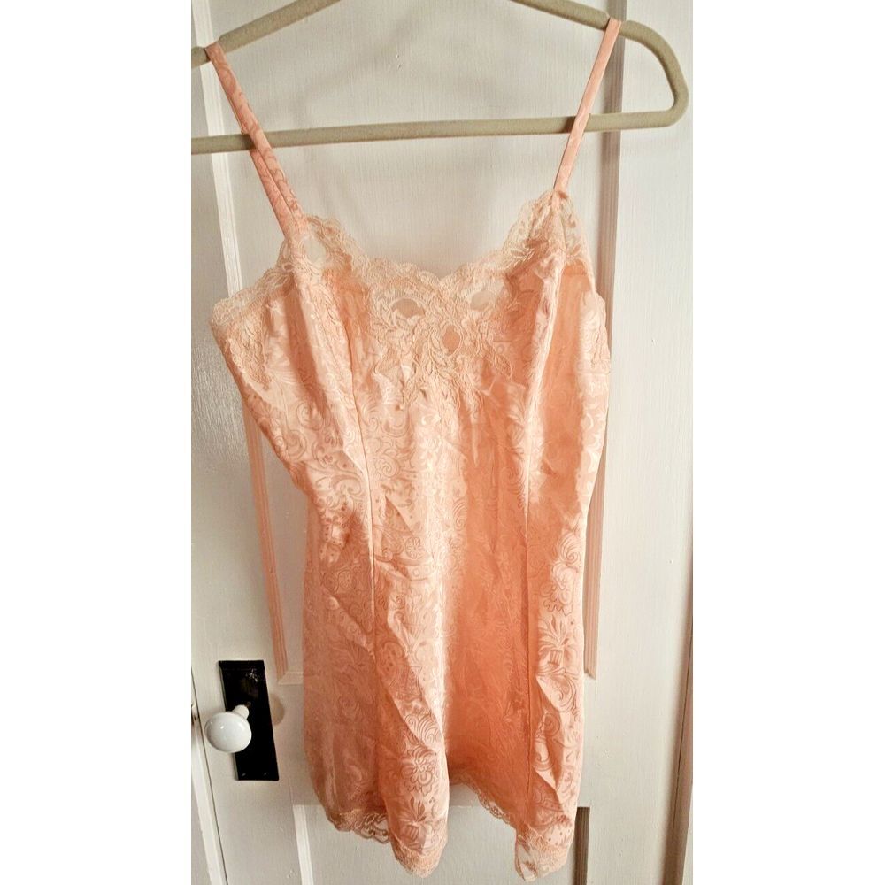 Vtg Victoria's‎ secret pink Nylon satin slip dress woman Sz S laced